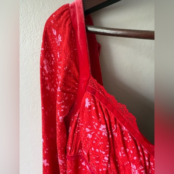 NWT Free People Tess Mini Velvet Lace Ruffle Floral Dress, Red, Small - Picture 8 of 9